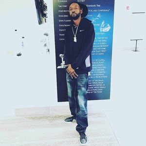 Meet your Posher, Ernest